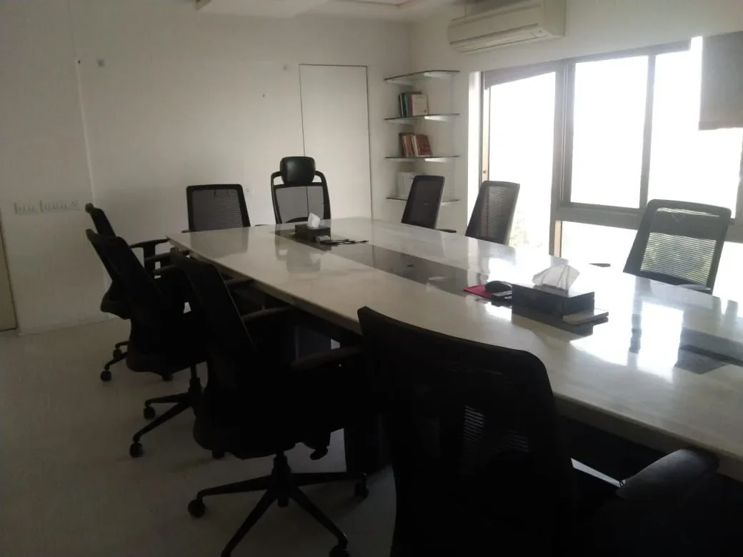 Office for sale in MC House, Ambawadi, Ahmedabad