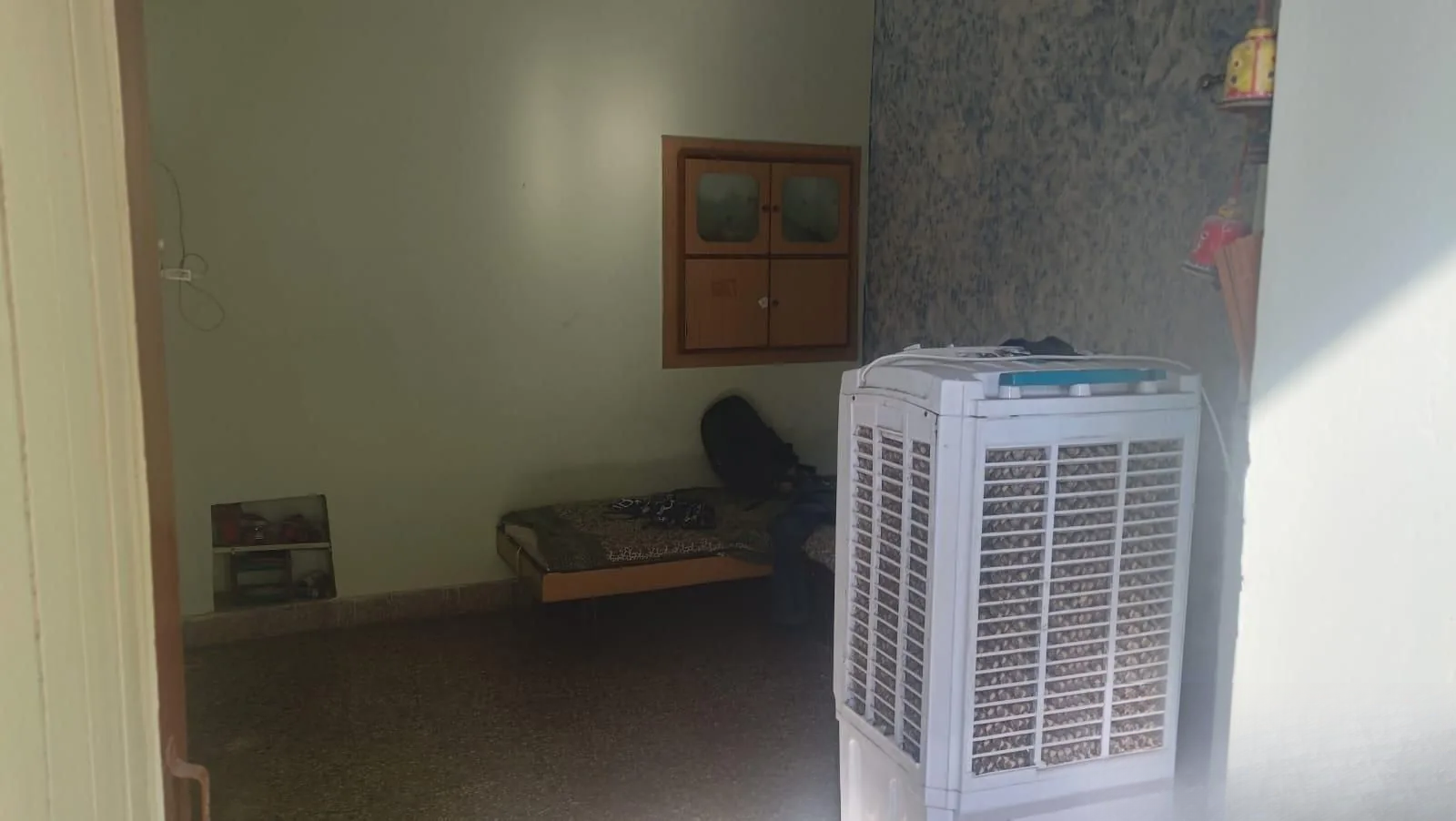 Janakpuri Flat photo