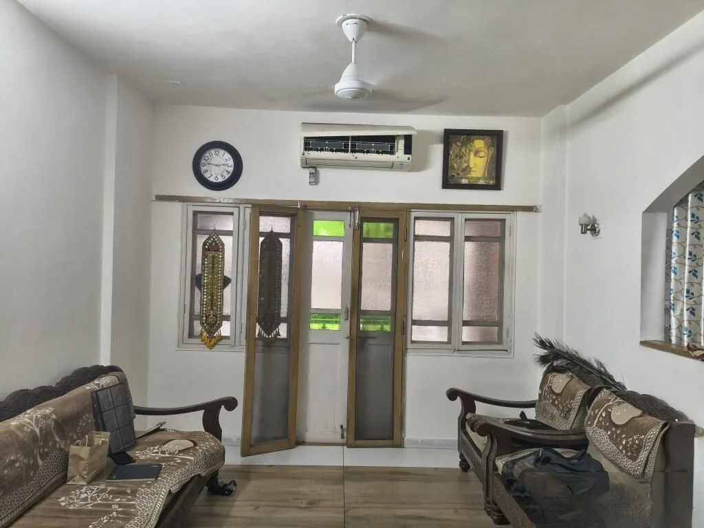 Malhar Apartment photo