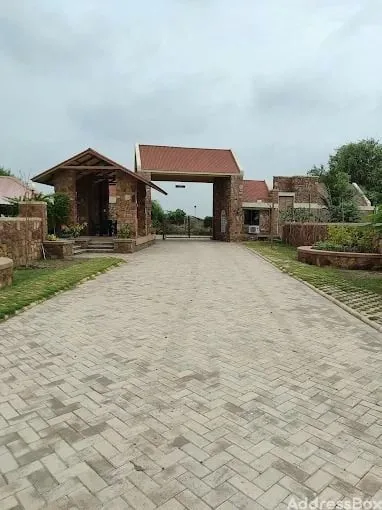 SwaGram Exterior