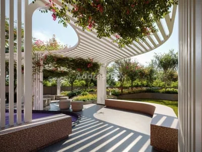 ROYAL CROWN Amenities
