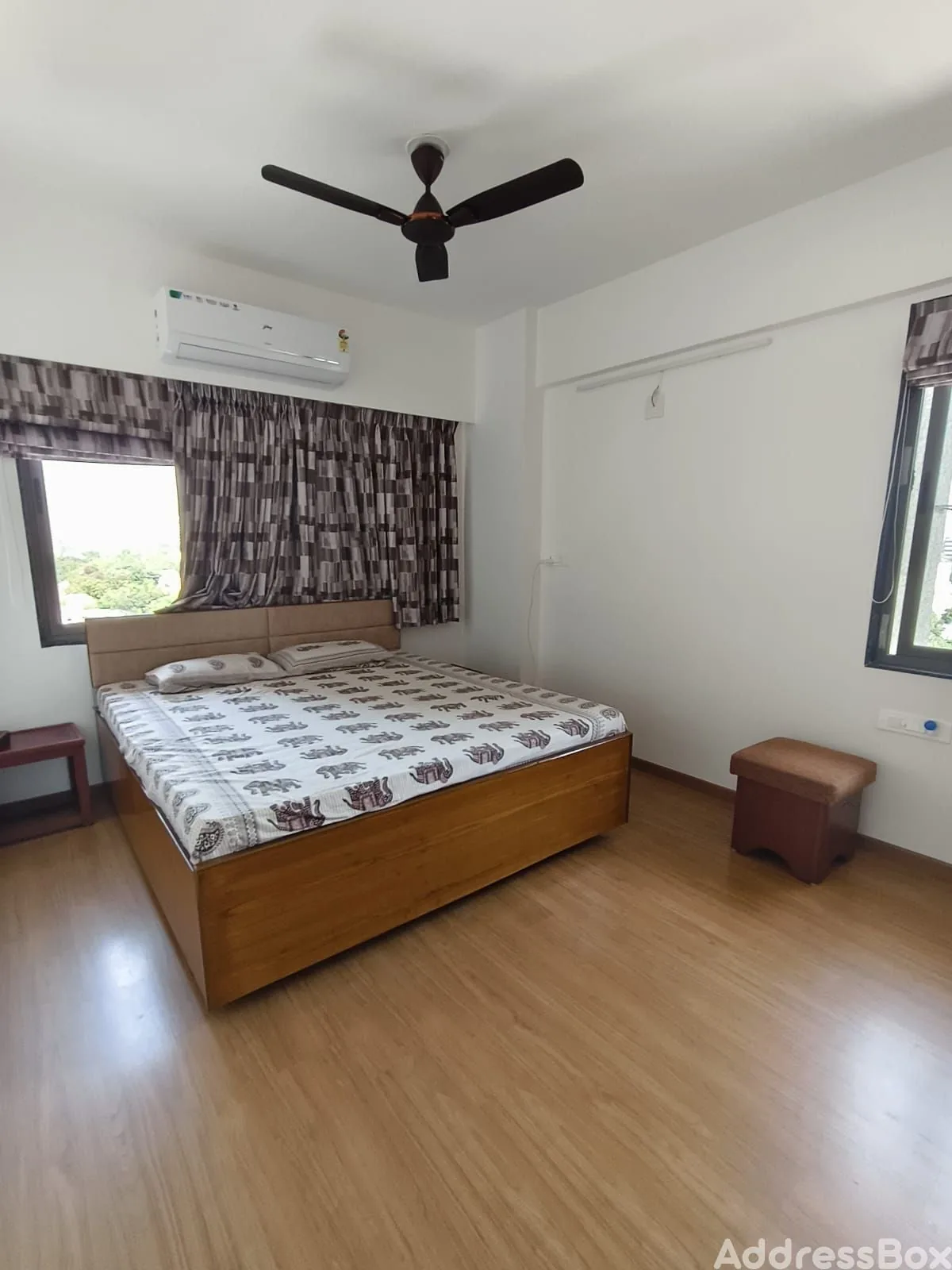 Property in Satellite Road | Ahmedabad