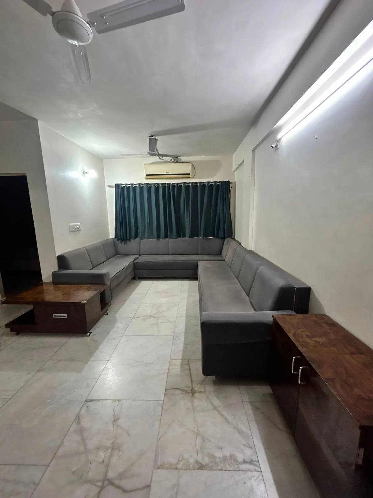 Aakanksha Apartment photo