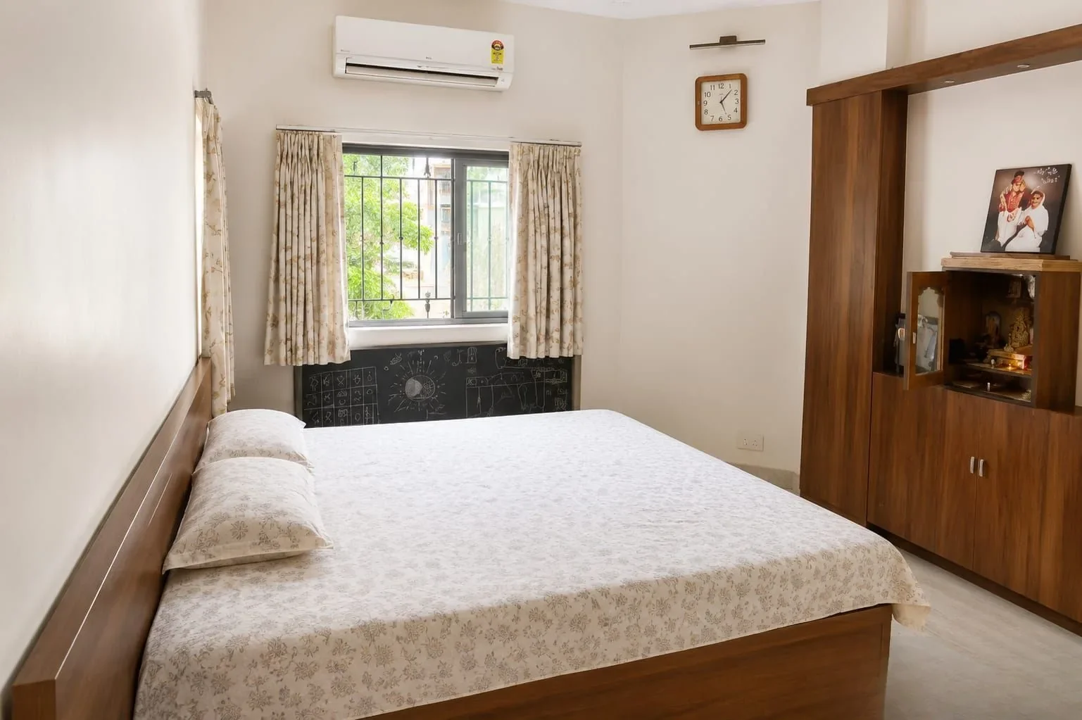 Property in Satellite Road | Ahmedabad