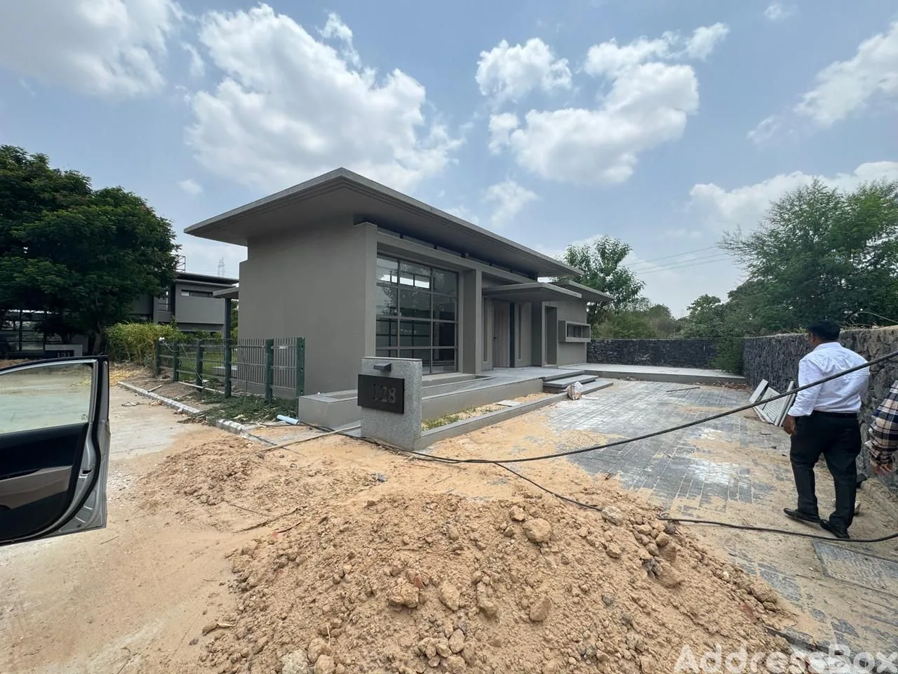Commerce Six Complex photo
