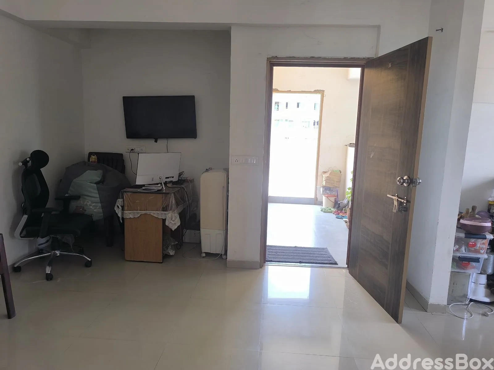 Geeta Apartment photo
