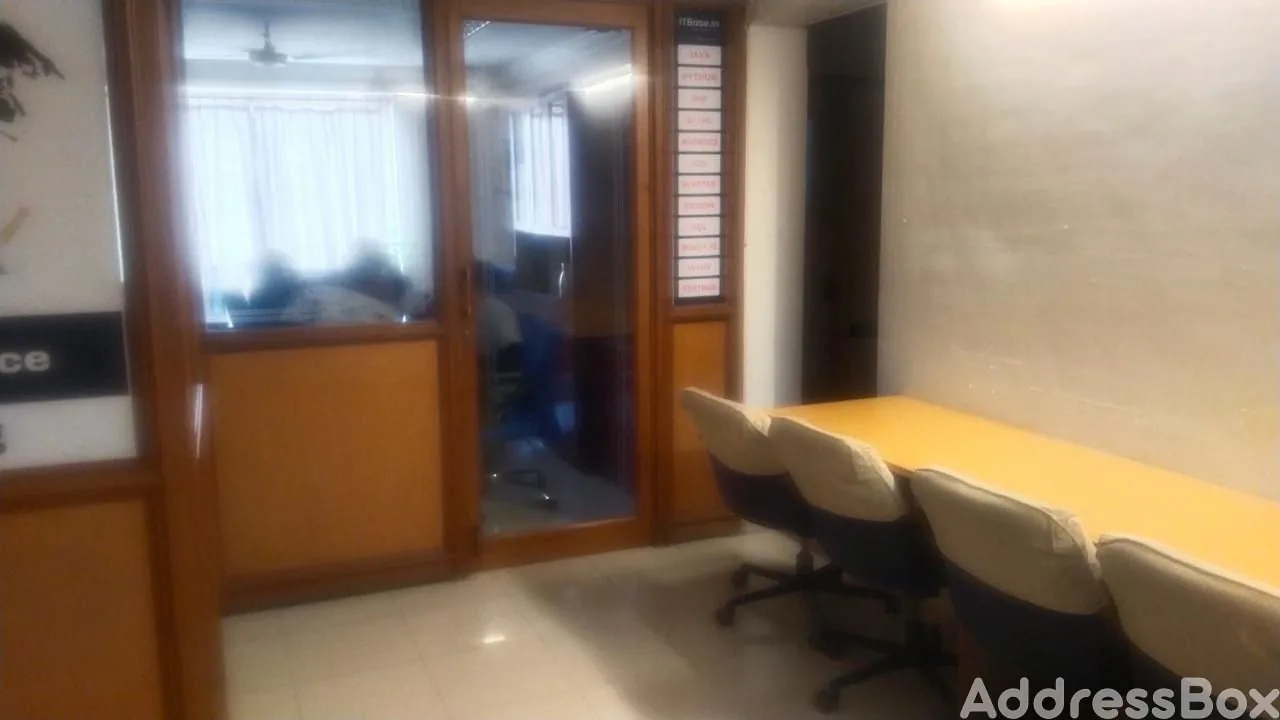 Premium House photo