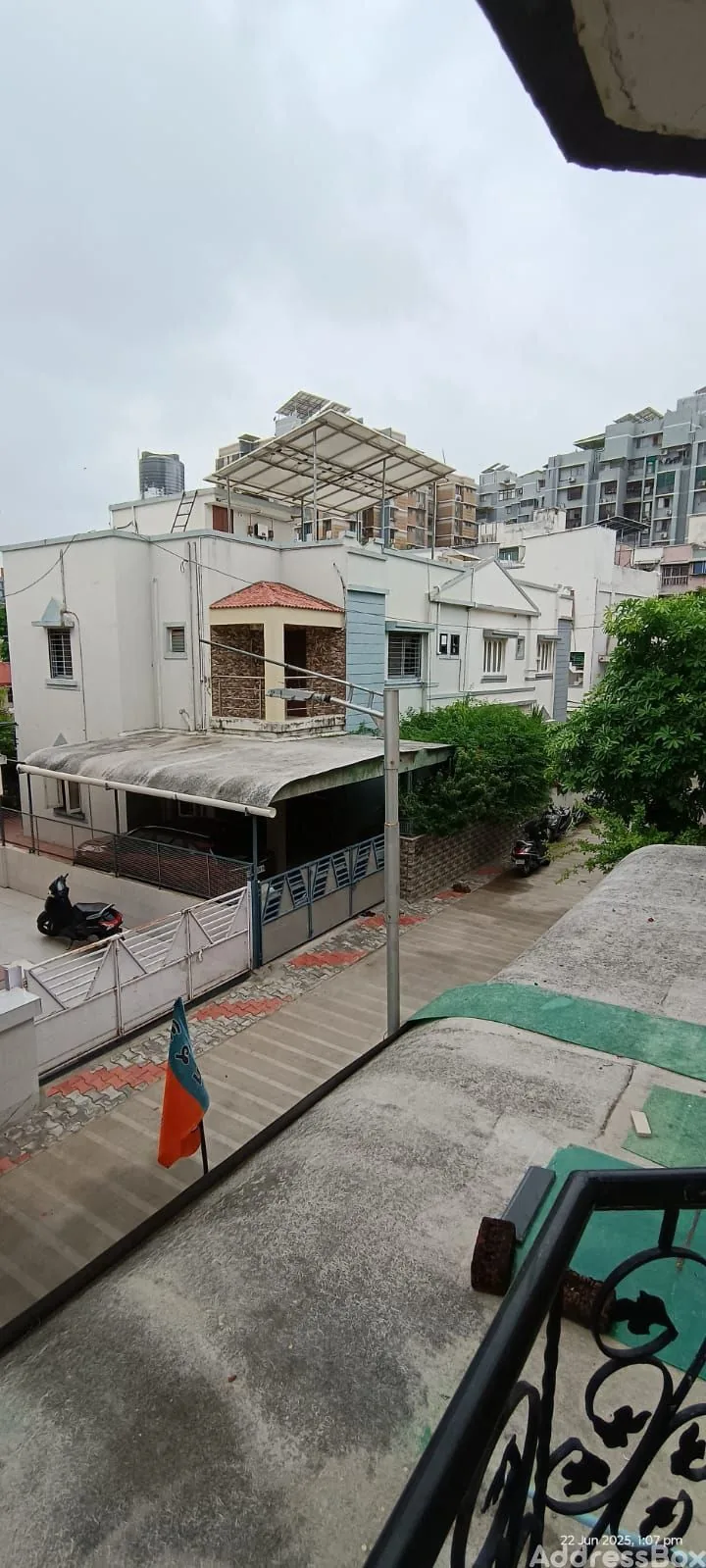 2 BHK Flats for sale in Shukan Bungalows, Chanakyapuri, Ahmedabad