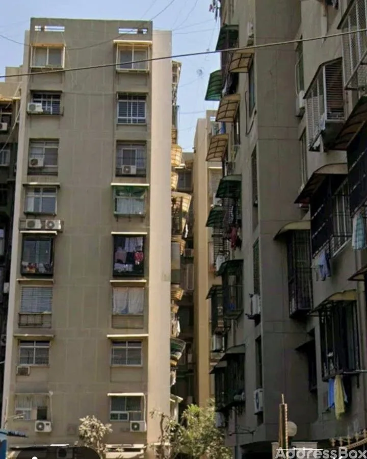 2 BHK Flats for sale in Spectrum Tower, Shahibag, Ahmedabad