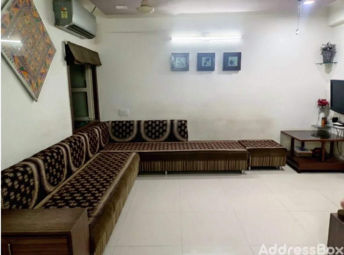 Shakti suman apartment photo