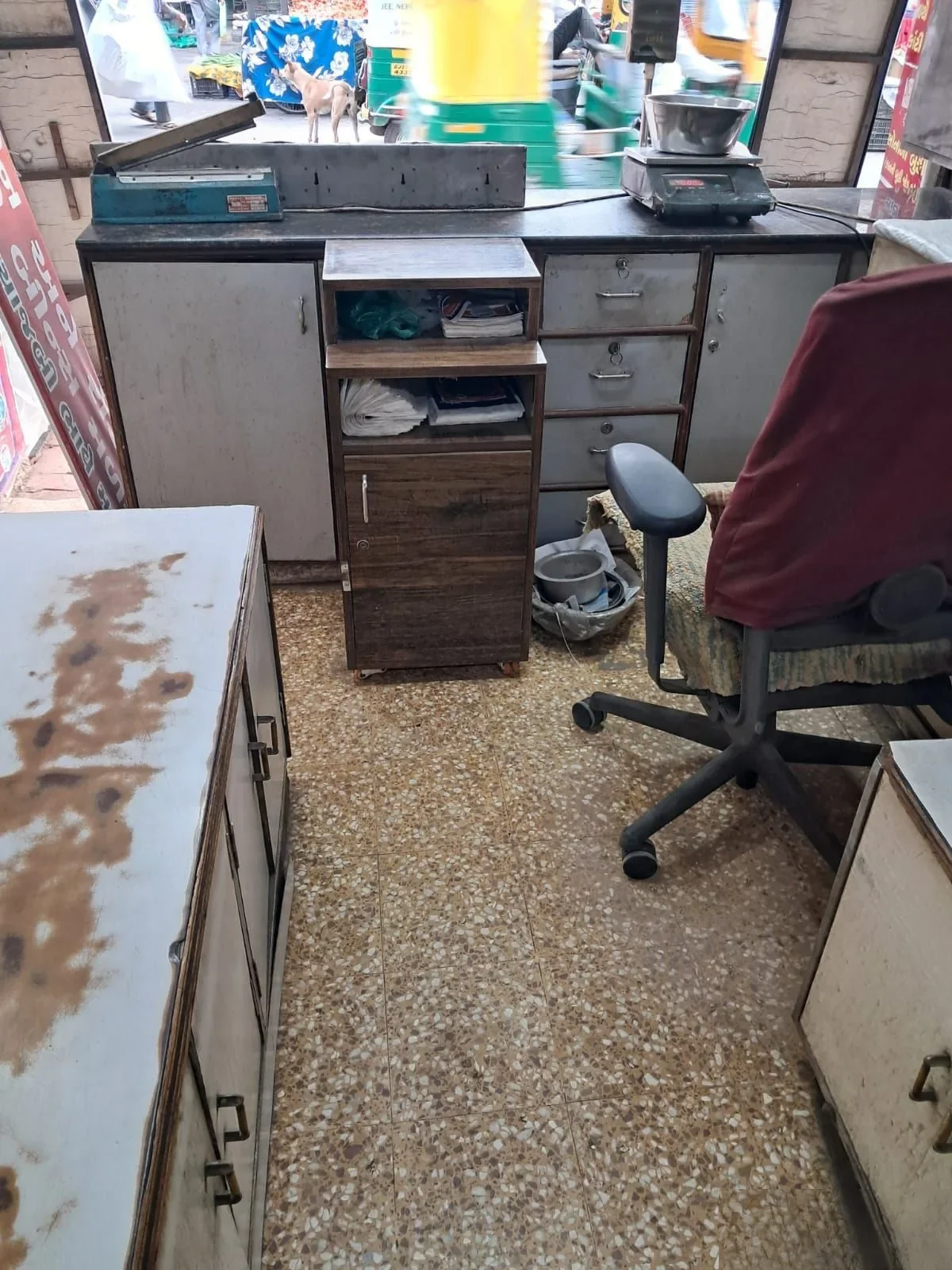 Property in Manek Chowk | Ahmedabad