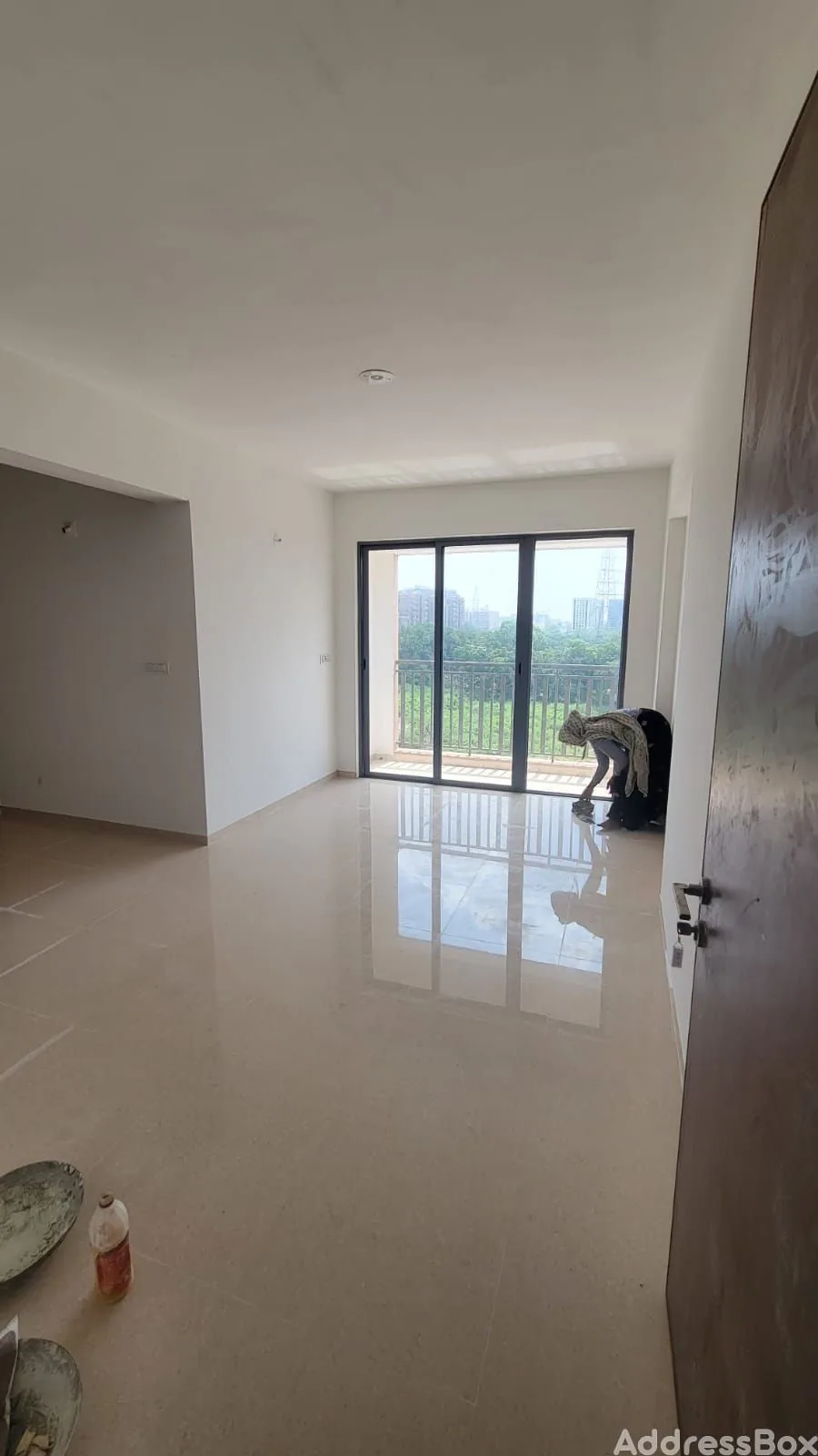 AATREY IVAAN 4 Living Room
