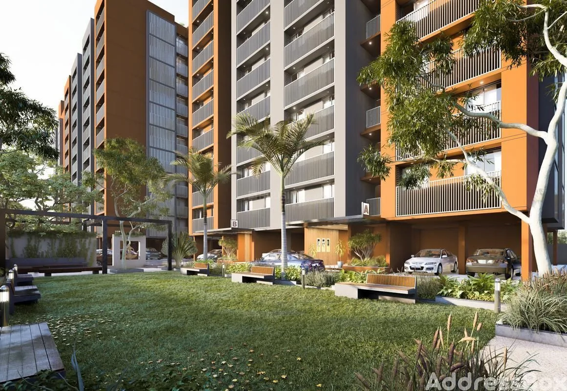 PEARL HEIGHTS Exterior