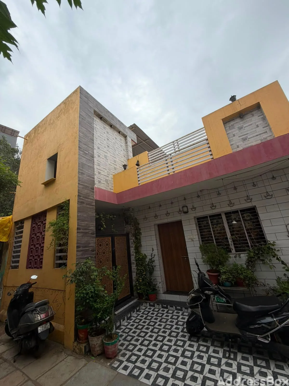 2 BHK Flats for sale in Rohit Mills Chawl, Amraiwadi, Ahmedabad
