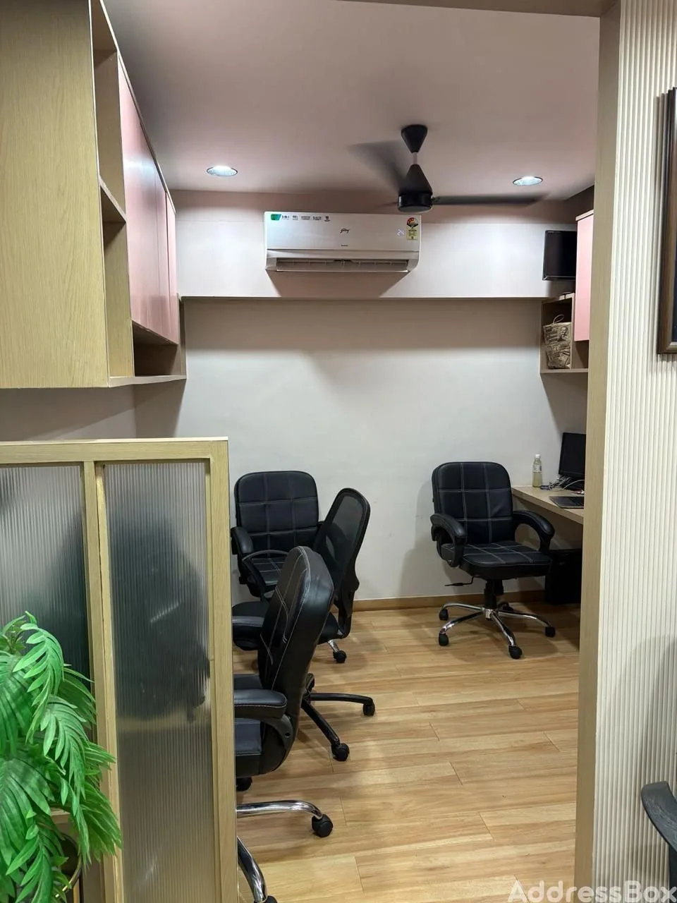 Siddhi Vinayak Business Tower photo