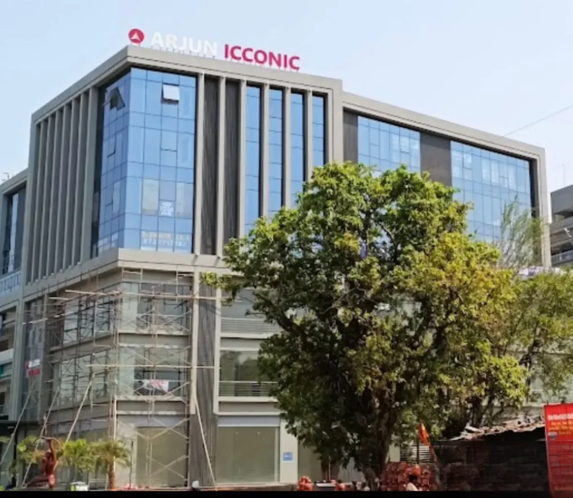 Arjun Icconic photo